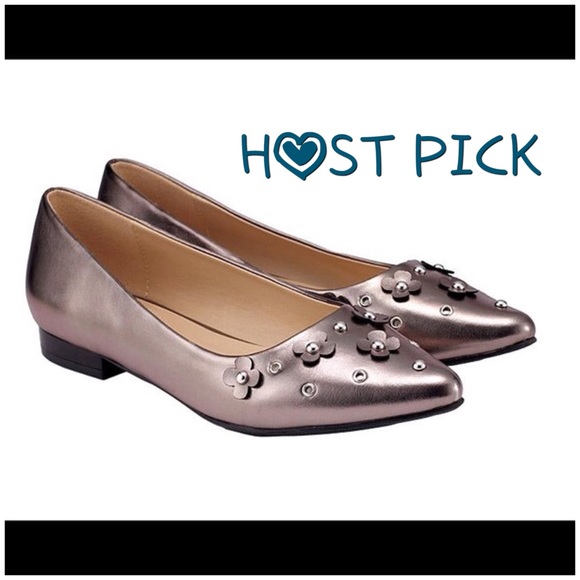 Cushion Walk Shoes - Flower Appliqués flats